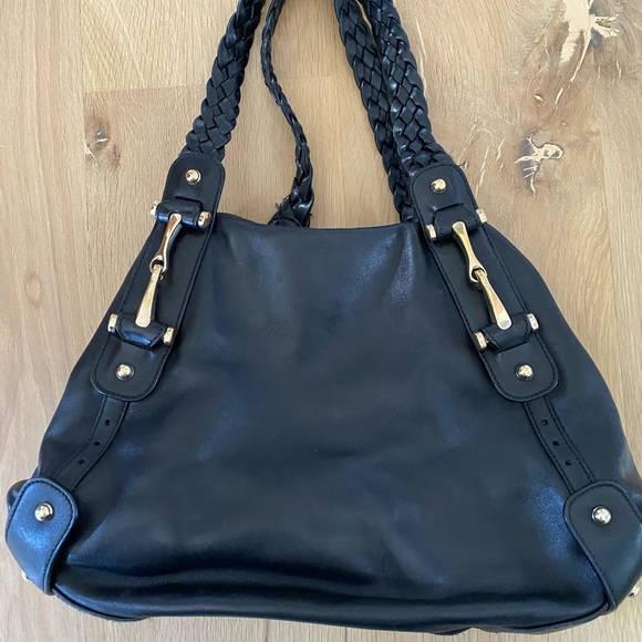 Gucci Medium Leather Pelham Shoulder Bag - Picture 1 of 9